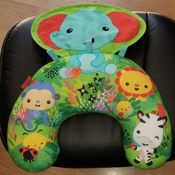 fisher price nursing pillow